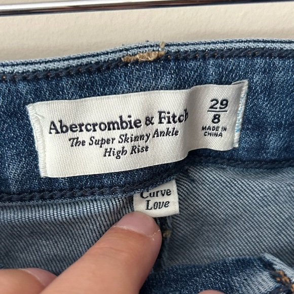 Abercrombie & Fitch Curve Love Super Skinny Ankle High Rise Jeans Size 29/8 - Picture 5 of 9